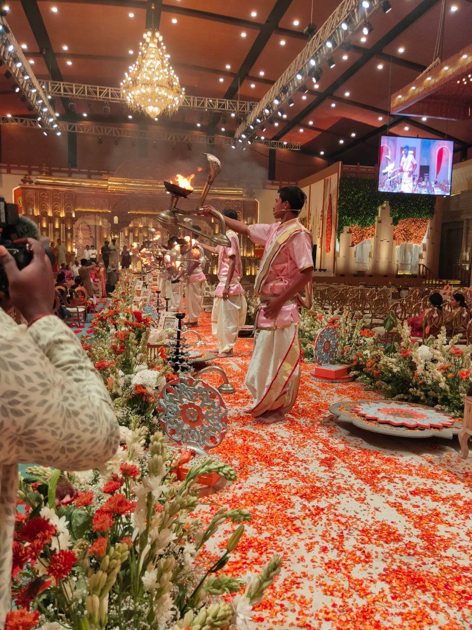 Varanasi Ganga Aarti at Kolkata Wedding